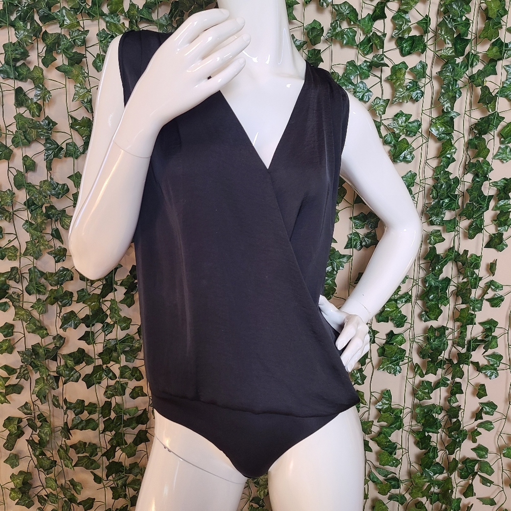 Simons Icone Women's Feminine Deep Plunge Front Wrap Black Polyester Bodysuit